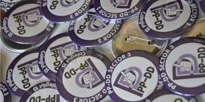 Insigne rotunde, diam. 25mm 44